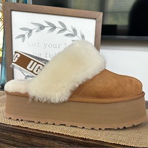 UGG Ladies Funkette Slippers - Size 10